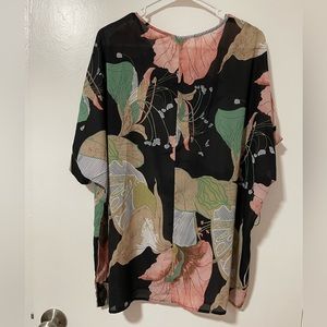 Plus Size Floral Pattern Sheer Top Sz (see measurements)